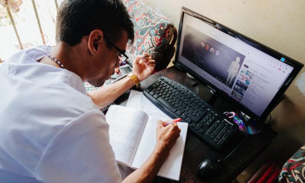 Más de 2000 personas se benefician con prueba piloto que lleva fibra óptica al sector El Salado de la Comuna 13
