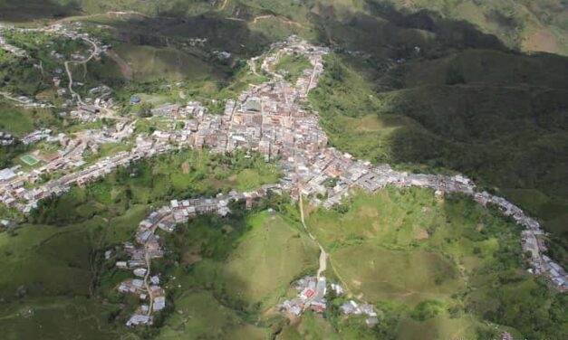 Asesinan a dos policías a 150 metros de la estación de la Policía en Anorí, Antioquia