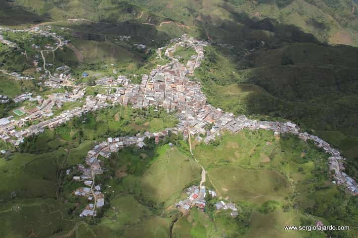 Anori_desde_el_aire1