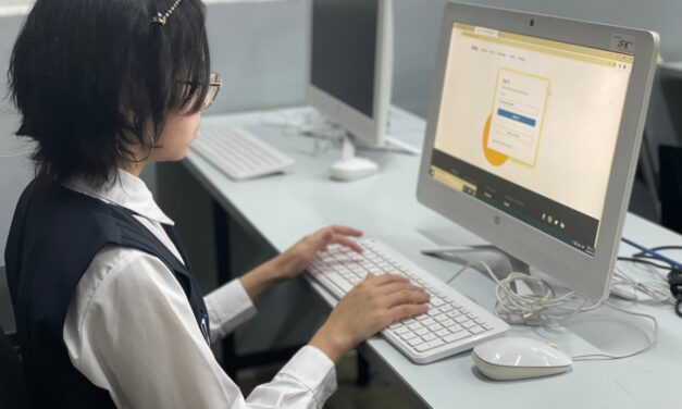 Con incentivos como bonos para compras y tabletas, 7.036 estudiantes de Medellín fortalecerán habilidades en inglés