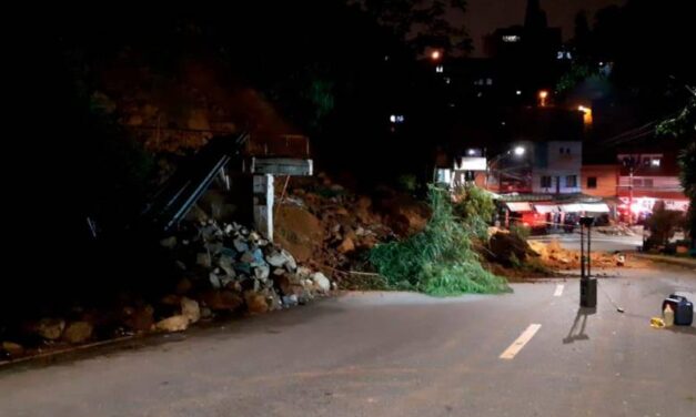 Se instaló un Puesto de Mando Unificado en Manrique tras movimiento de masa