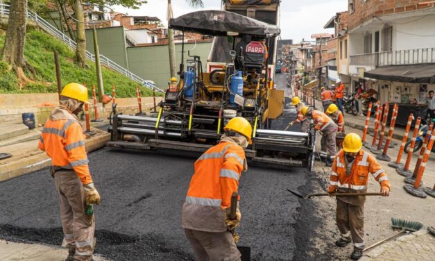 Más de 4.700 huecos han sido intervenidos en vías de Medellín durante el primer semestre de 2022