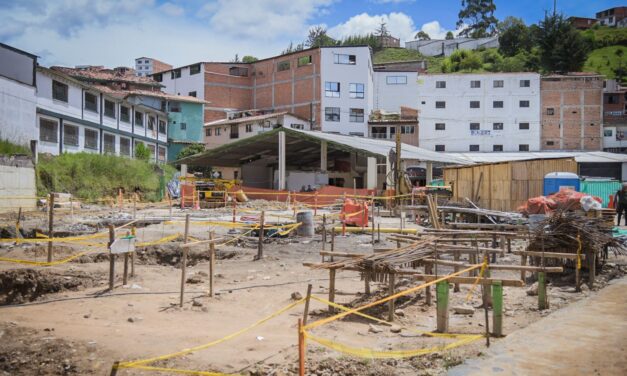 Avanzan obras de la nueva plaza de mercado para San Vicente Ferrer