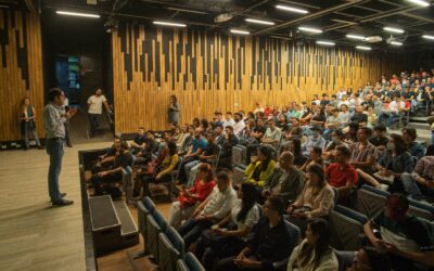 250 jóvenes se capacitan en temas de la Cuarta Revolución Industrial dentro del piloto de inserción laboral del Valle del Software