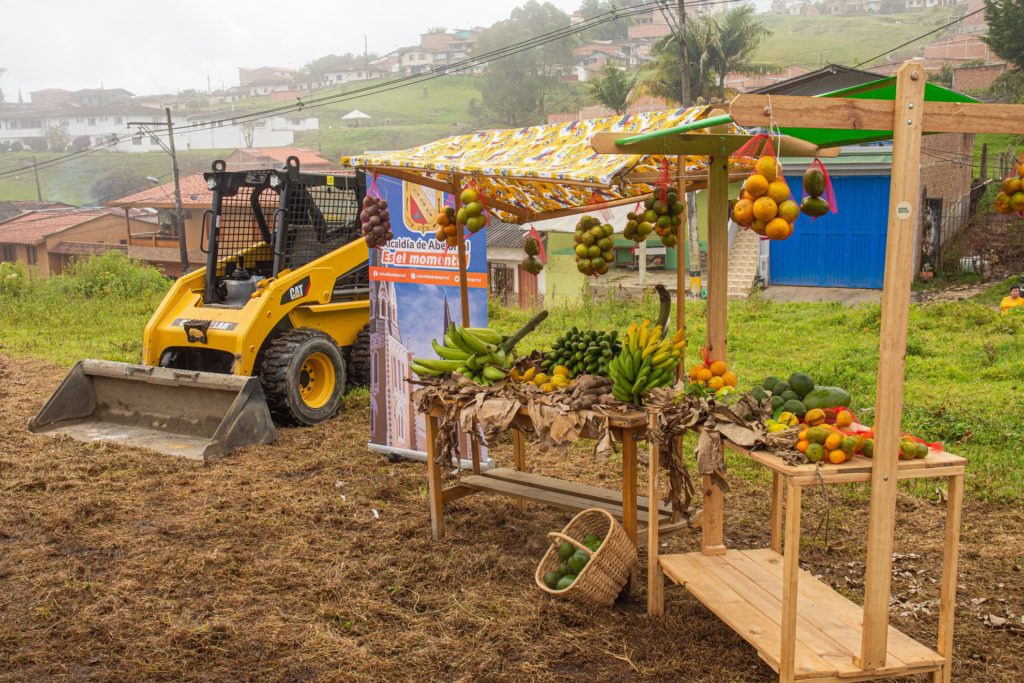 INICIO-DE-OBRAS-DE-CONSTRUCCION-PLAZA-UNICA-3-1024×683
