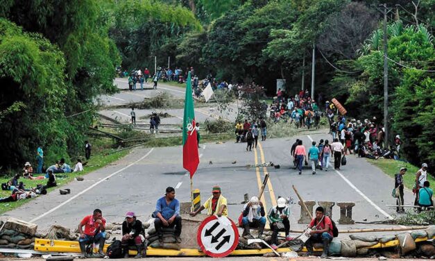 Piden al Ministro de Defensa intervenir el bloqueo de vías en el Bajo Cauca