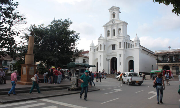 Marinilla recibió reconocimiento por el Ministerio de Cultura