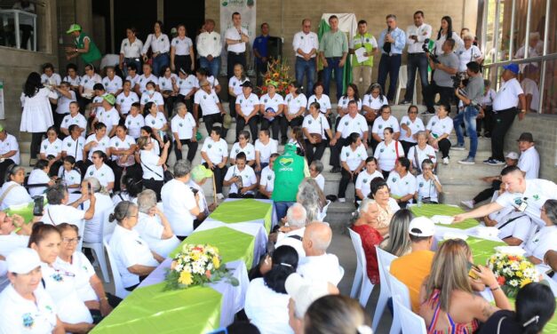 Importantes inversiones anunció el gobernador en obras para la vida en los municipios de Granada y San Luis