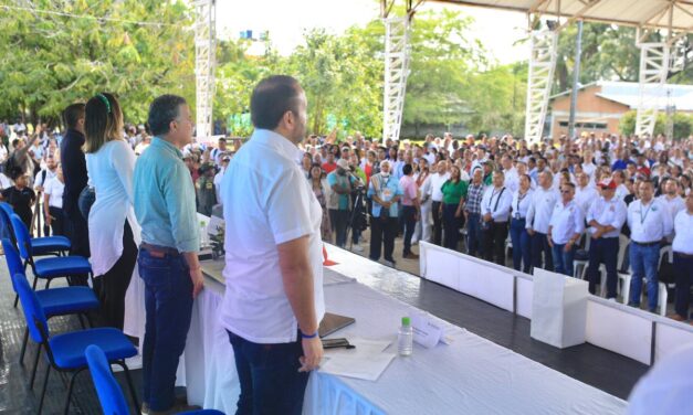 Desde el Bajo Cauca, el Gobernador de Antioquia invitó a seguir aportando de forma conjunta a la construcción del Plan Nacional de Desarrollo
