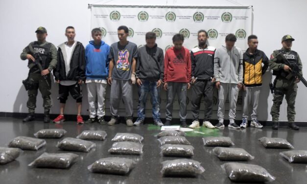 Con operaciones articuladas contra el crimen se logran tres capturas por homicidio y golpe contra una banda de extorsionistas en Medellín