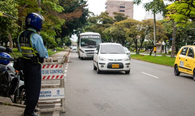 Este martes 17 de enero inicia la rotación de Pico y Placa para vehículos particulares y taxis en Medellín