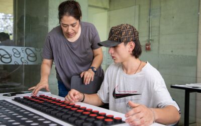 Aula móvil recorrerá Medellín para que los ciudadanos reconozcan sus habilidades y talentos para incorporarse al mundo laboral