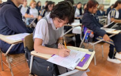 Medellín Crítico 25 81.793 estudiantes de Medellín participaron en la primera etapa de las Olimpiadas del Conocimiento