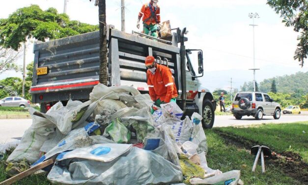 Medellín es la primera ciudad del país que recogerá escombros gratis en cada hogar para proteger el espacio público