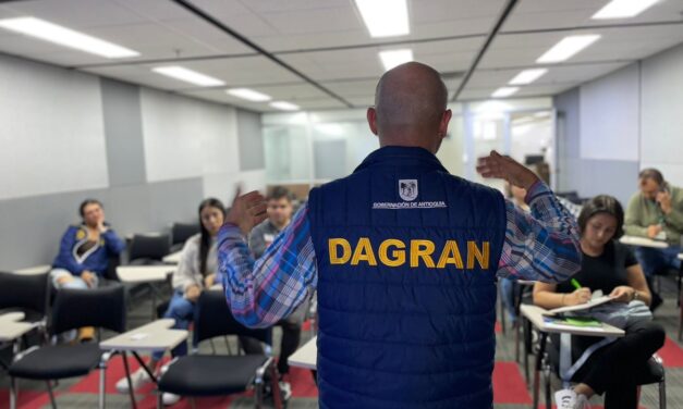 Dagran se reunió con 9 consejos municipales de gestión del riesgo de desastres para socializar análisis sobre actividad del volcán Nevado del Ruiz y su incidencia en Antioquia