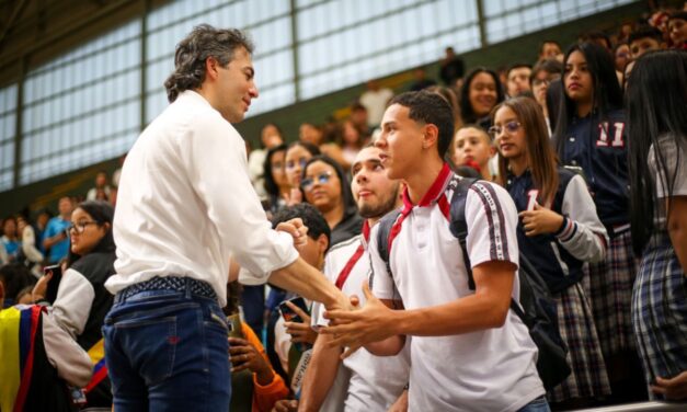 1.097 Líderes Futuro asumieron sus cargos para el periodo académico 2023