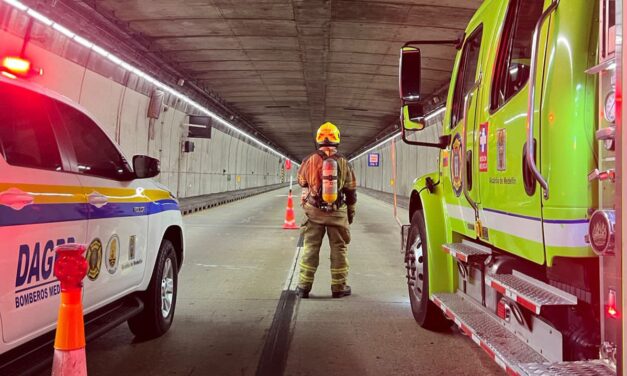 Continúan labores en el Túnel de Occidente luego de incidente con vehículo que transportaba cloro