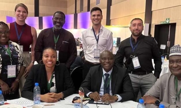 Colombia firmaría convenios de movilidad educativa con África