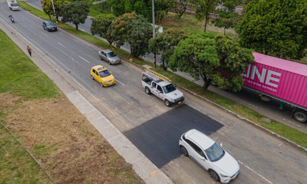 Ya fue rehabilitado el tráfico vehicular en la calzada occidental de la avenida La Paralela