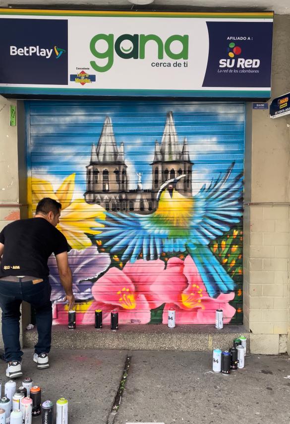 Fachada Gana: Recreación de la Basílica de la Inmaculada Concepción en Jardín Antioquia