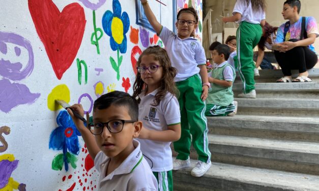 Medellín da continuidad al marco curricular para la educación inicial en preescolar y primaria