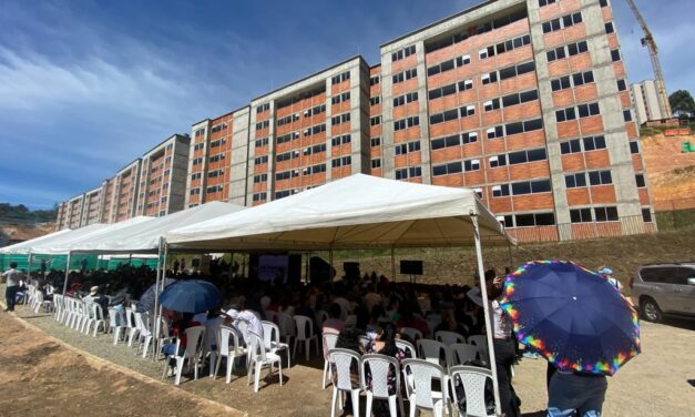 432 familias cumplieron su sueño de tener vivienda propia en Rionegro