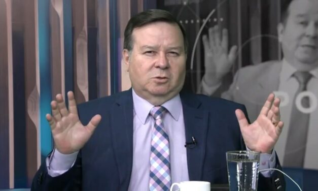 Roger Vélez: la voz sensata en el periodismo antioqueño