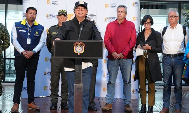Gobierno Petro hace despliegue masivo para combatir incendios y emergencia hídrica en Colombia