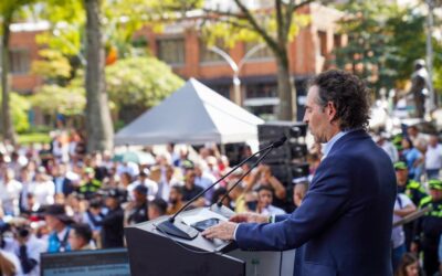Fico inicia segundo mandato como Alcalde de Medellín con llamados a la unidad y transparencia