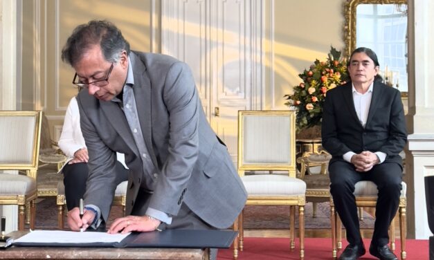 Gustavo Bolívar al Frente de Prosperidad Social: Un Impulso Transformador hacia la Equidad