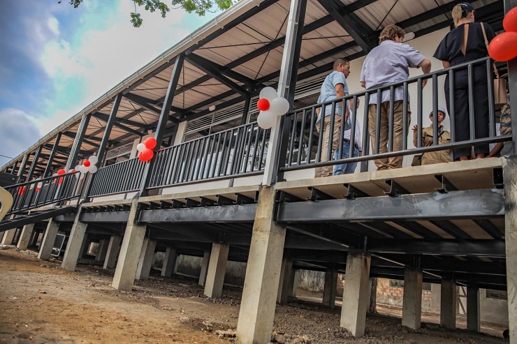 entrega de aulas en mompós aulas