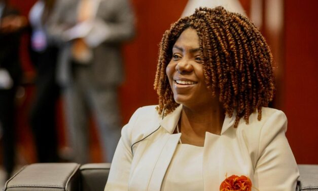 Ataque con fusil a vehículo del esquema de seguridad de la vicepresidenta Francia Márquez