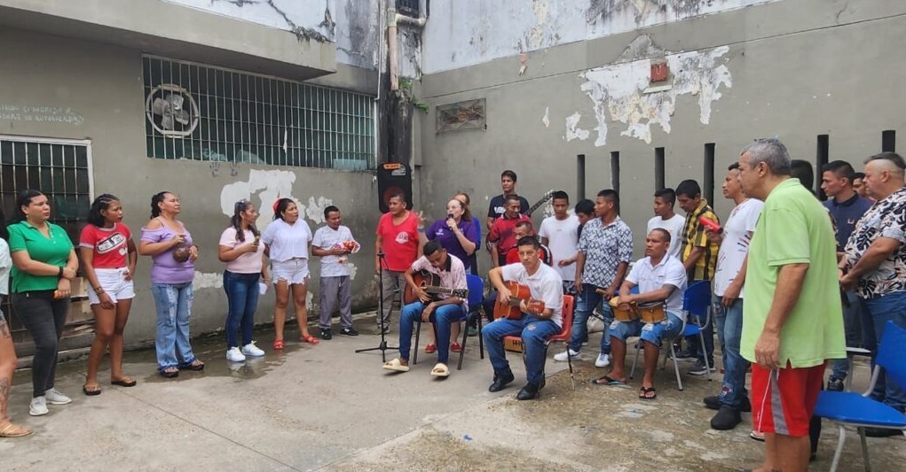 Sonidos para la Construcción de Paz Sonidos para la Construcción de Paz