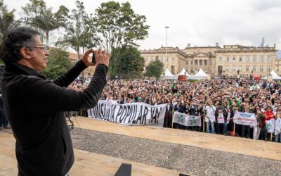 Petro impulsa Consulta Popular y llama a la libertad desde el Sena