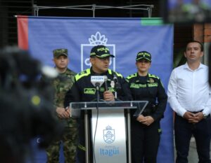 Capturan apartamenteros, recuperan los robados y devuelven tranquilidad a Itagüí 1 Capturan apartamenteros, recuperan los robados y devuelven tranquilidad a Itagüí 88502 estrategia integral de seguridad sigue rindiendo frutos en itaguei