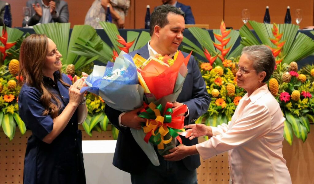 Orgullo Itagüíseño Familia