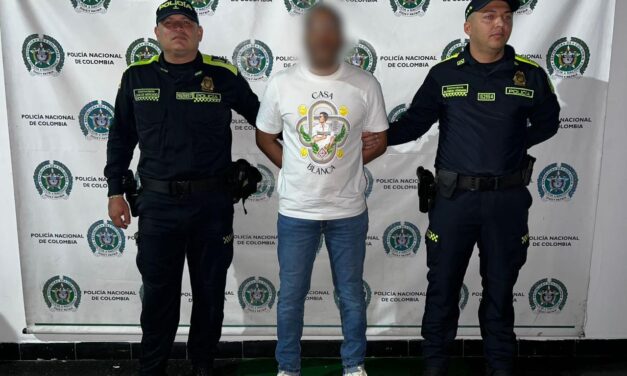 Capturan en Medellín a alias ‘El Cantante’, narco requerido por EE. UU. que enviaba dos toneladas de cocaína al mes