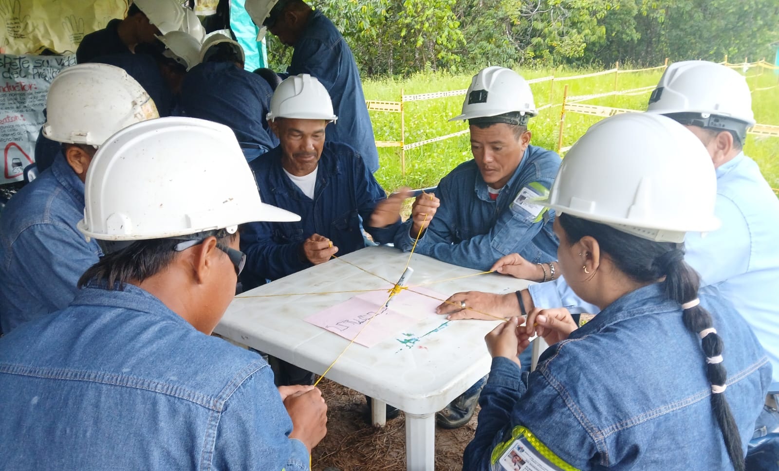 Diez Juntas de Acción Comunal de Antioquia ejecutan obras en el Plan de Mantenimiento de Ocensa ocensa