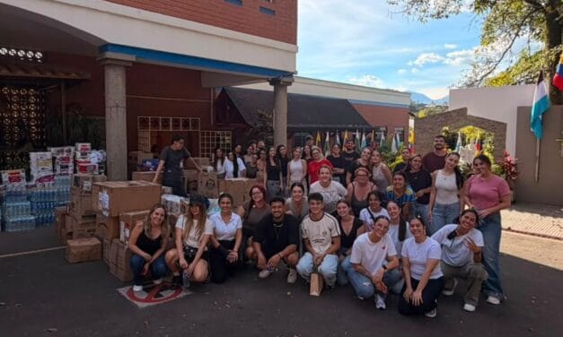 La comunidad educativa del Padre Manyanet se une por los afectados