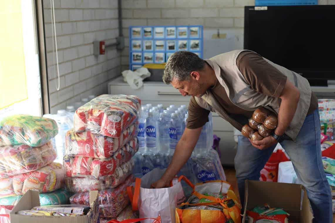 Ayudas terremoto: Medellín recauda $1.813 millones Ayudas terremoto en Medellín y recolección de donaciones para familias afectadas.