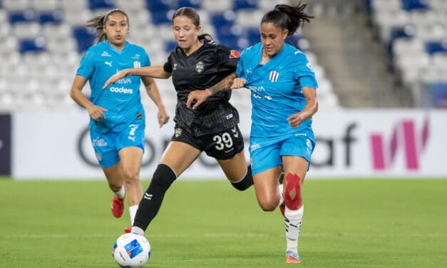 Marcela Restrepo marcó un gol olímpico en el 1-4 de Monterrey sobre Santos