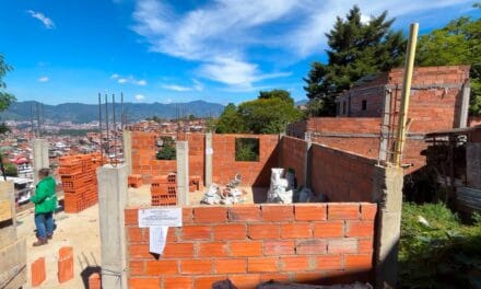 Medellín suspende seis obras ilegales en Camposanto