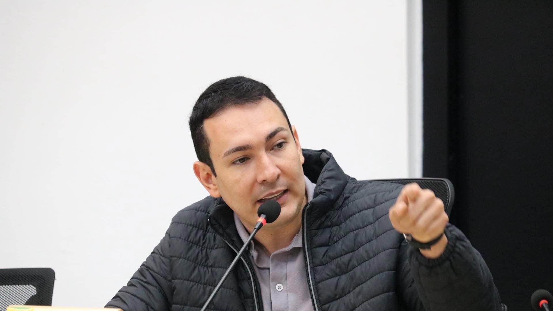 José David Rodríguez pide atención para el Hospital de Caldas Hospital de Caldas y gestión del concejal José David Rodríguez