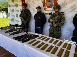 Operativo contra el Clan del Golfo deja un muerto y cuatro fusiles incautados en Briceño