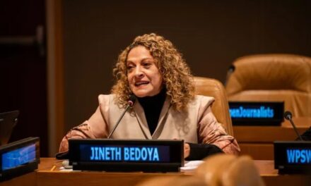 UNESCO y ONU Mujeres piden protección frente al acoso digital contra periodistas