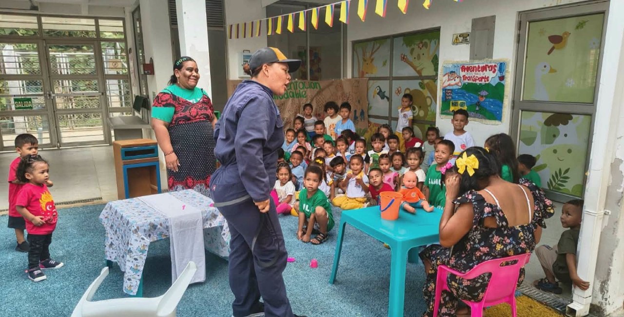 En Cáceres, un CDI enseña a niños y niñas a reconocer la violencia y promover el buen trato Imagen asociada al buen trato en la primera infancia en Cáceres
