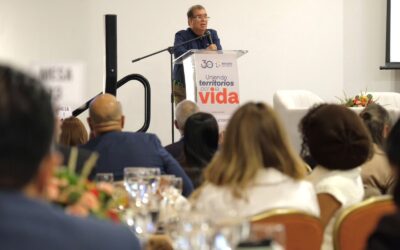 Arjona ratifica respaldo del Gobierno a las CAR y descarta recentralización