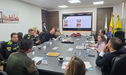 Asocolflores coordina con Antinarcóticos la seguridad de la carga de flores