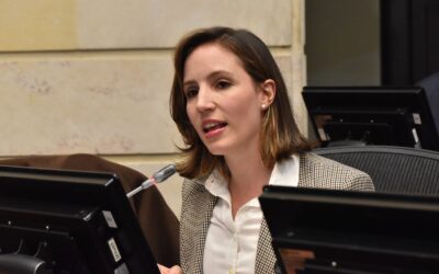 Senado discute política de ciclos cortos para educación y empleo
