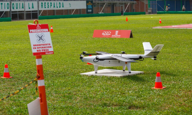Medellín inicia pruebas piloto con drones de carga para paquetería